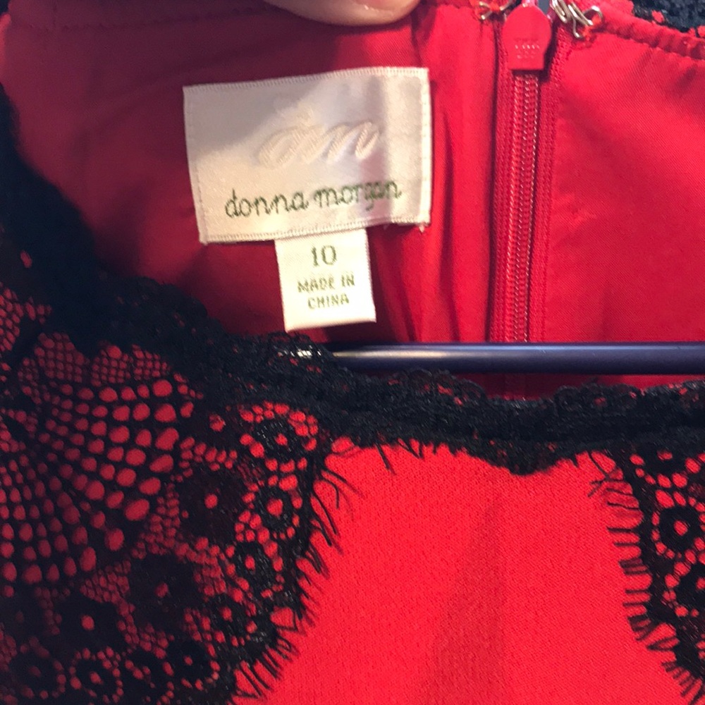 Donna Morgan red dress with black lace details. - Picture 6 of 7